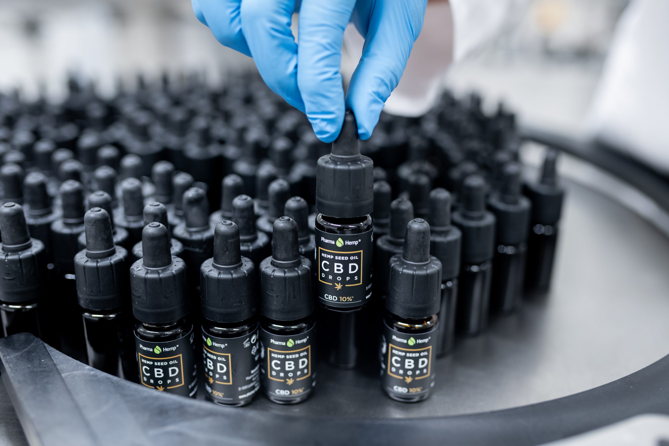 pharmahemp cbd drops in hemp oil with ecogea certification